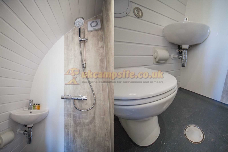 High Oaks Grange Glamping Pods