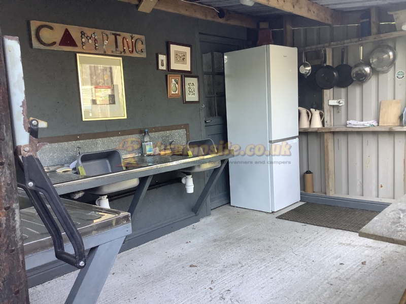 Station Farm Camping