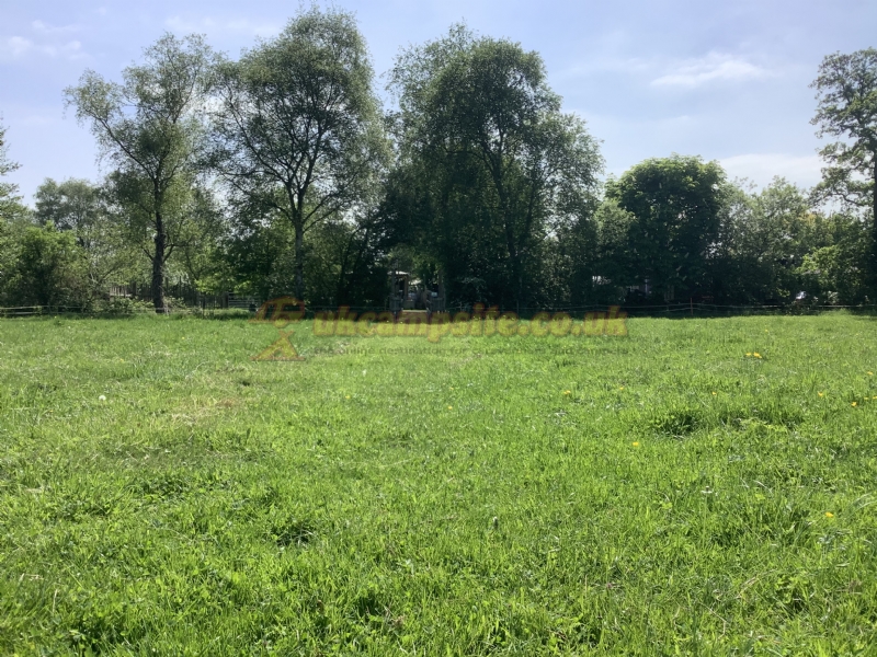 Station Farm Camping