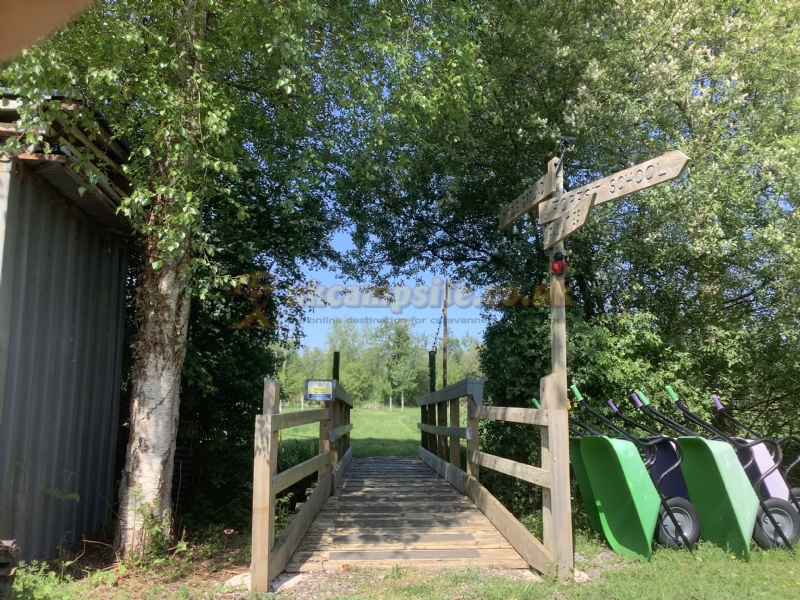 Station Farm Camping