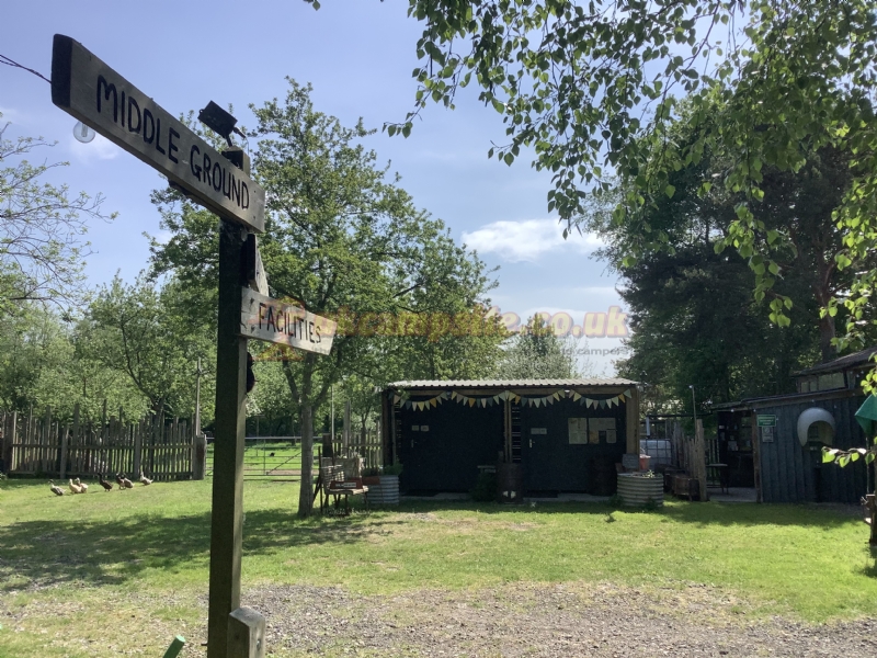 Station Farm Camping
