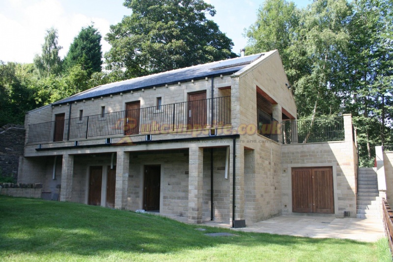 Holme Valley Camping And Caravan Park