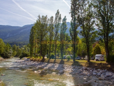 Camping Les Berges Du Guiers