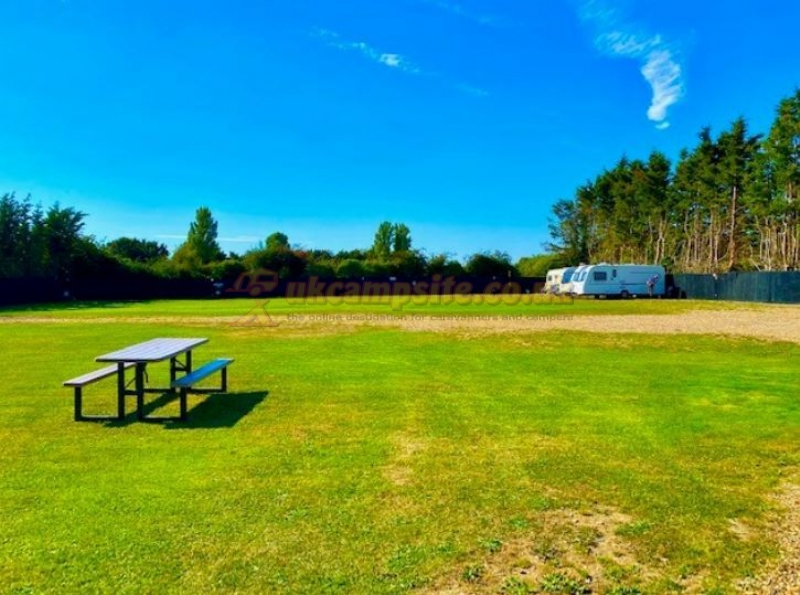 Oakley Cottage Caravan And Camping Site
