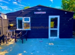 Oakley Cottage Caravan And Camping Site