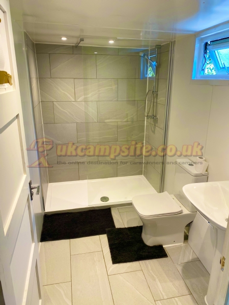 Oakley Cottage Caravan And Camping Site