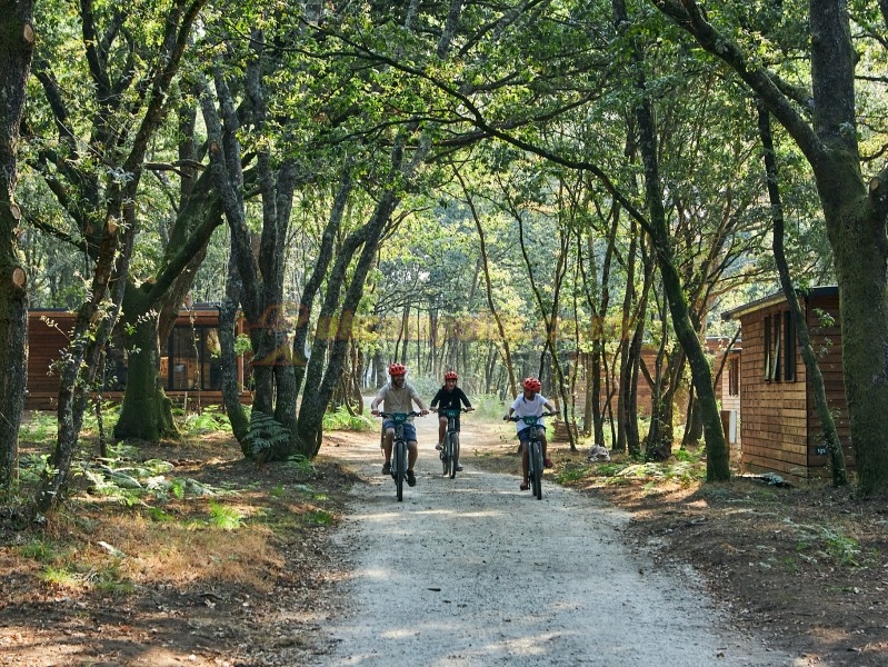 Camping Huttopia Caminos De Galicia