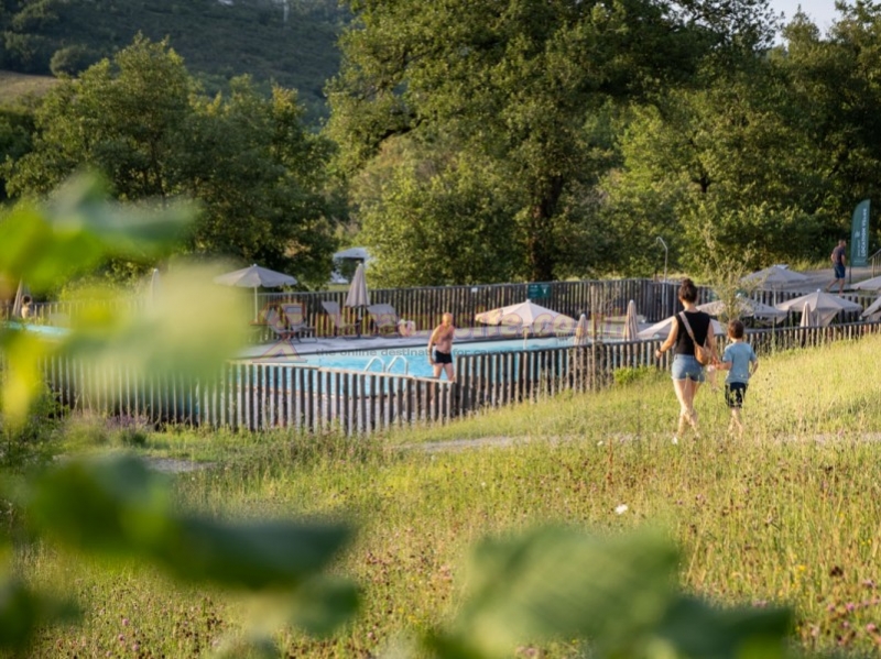 Camping Huttopia Pays De Cordes Sur Ciel