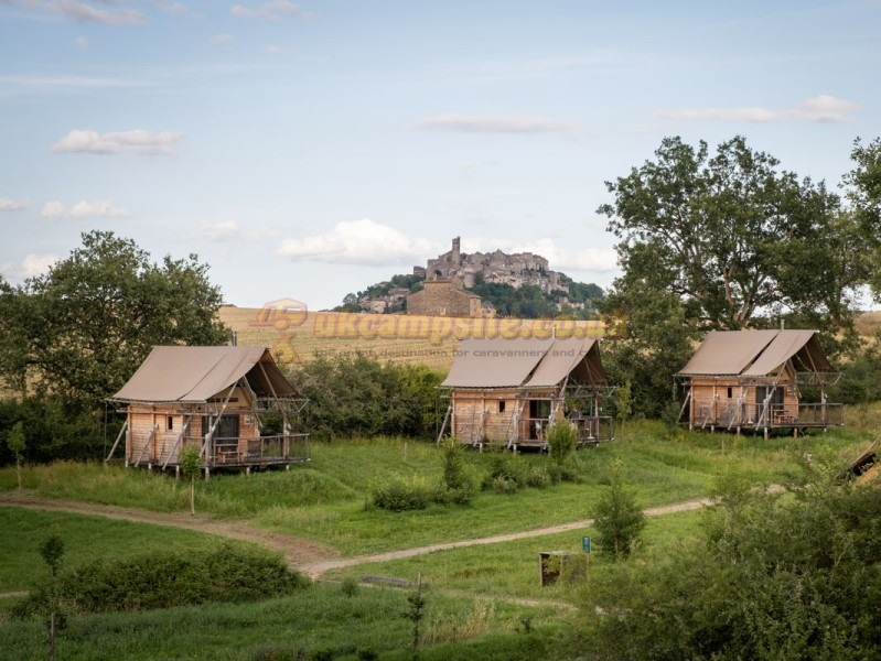 Camping Huttopia Pays De Cordes Sur Ciel