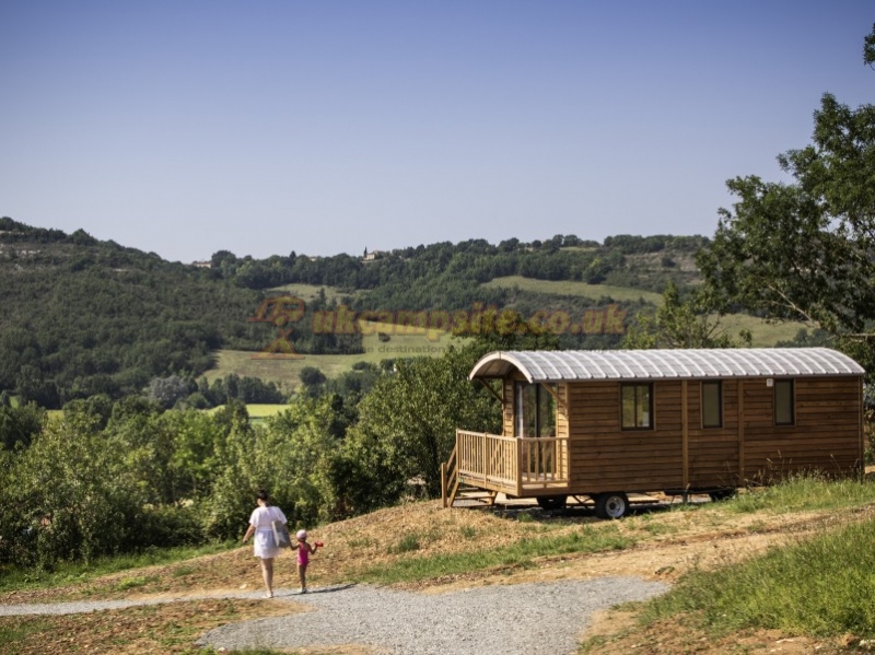 Camping Huttopia Pays De Cordes Sur Ciel