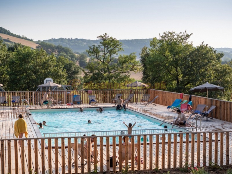 Camping Huttopia Pays De Cordes Sur Ciel