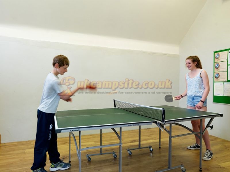 Park Cliffe Camping And Caravan Estate