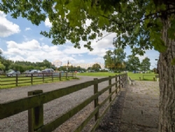 Royal Umpire Holiday Park