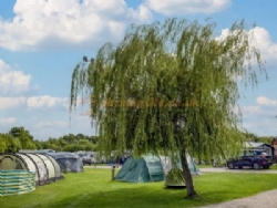 Royal Umpire Holiday Park