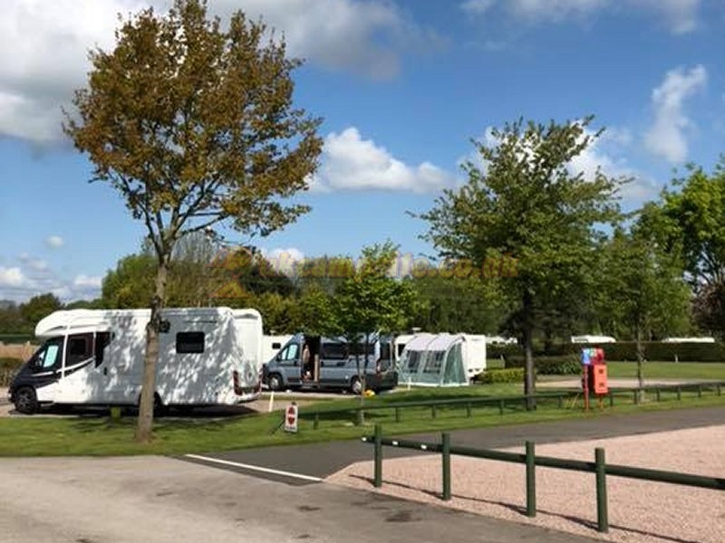 Milestone Caravan Park