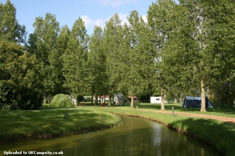 Reedham Ferry Touring Park