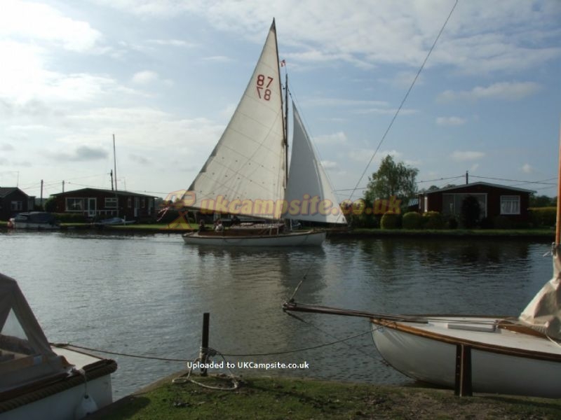 Willowcroft Camping And Caravan Park