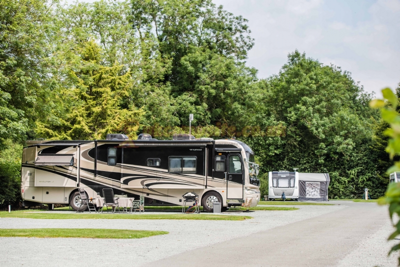 Oxon Hall Touring Park