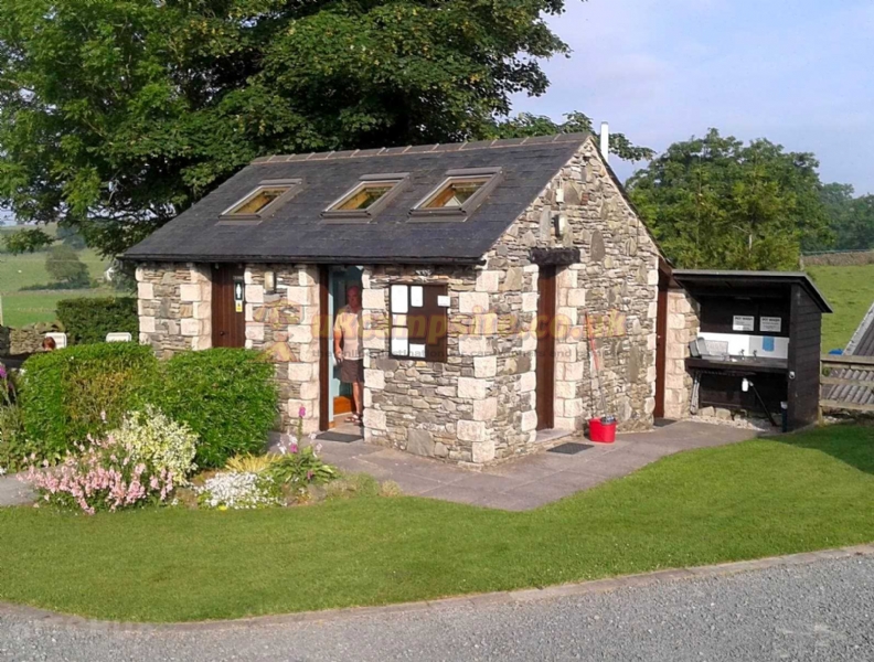 Ashes Exclusively Adult Caravan Park