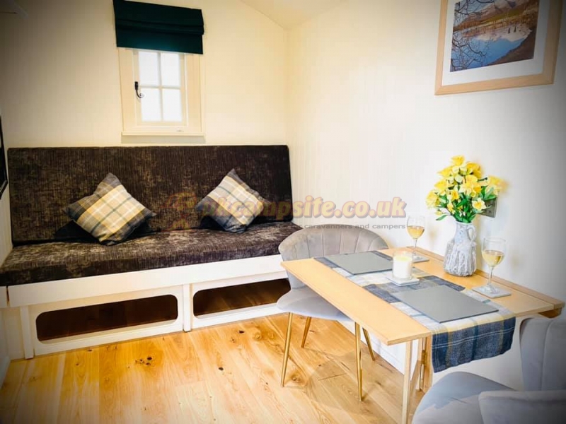 Ashes Exclusively Adult Caravan Park