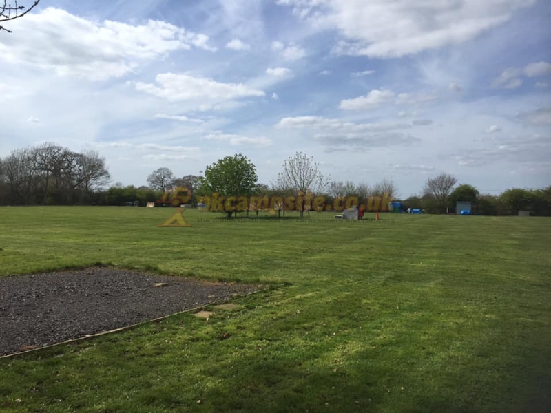 Holt Farm Campsite