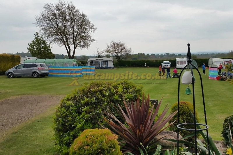 Pelerine Caravan And Camping Site