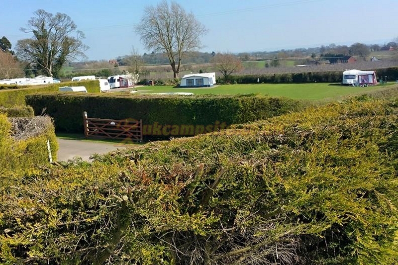 Pelerine Caravan And Camping Site