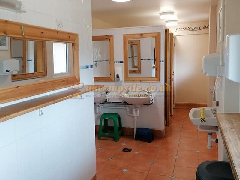 Brook Lodge Farm Camping And Caravan Park
