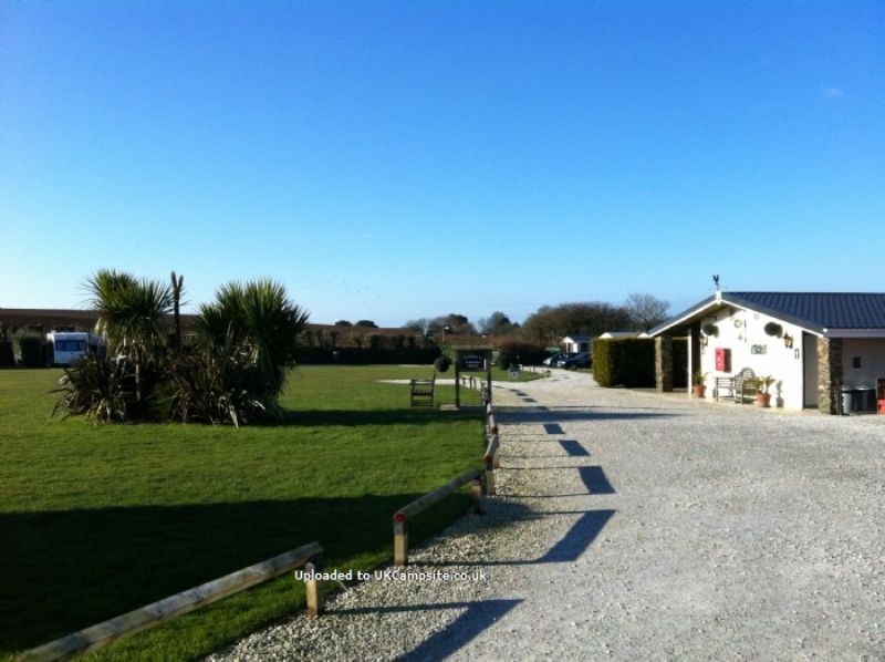 Looe Country Park Caravan And Campsite
