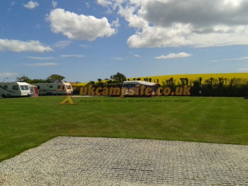 Looe Country Park Caravan And Campsite