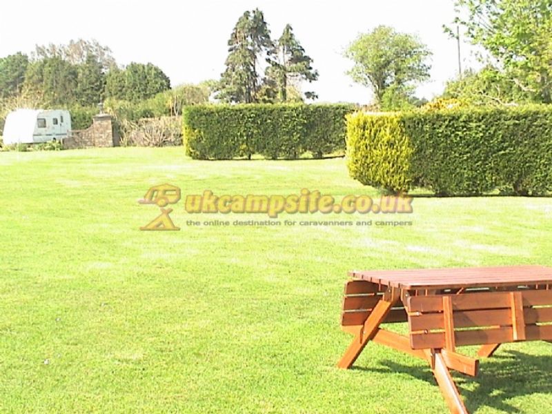 Looe Country Park Caravan And Campsite