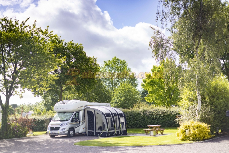 The Old Oaks Touring Park ( Adults Only)