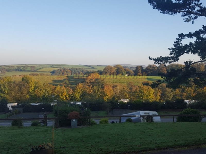 Pine Green Valley Caravan Park