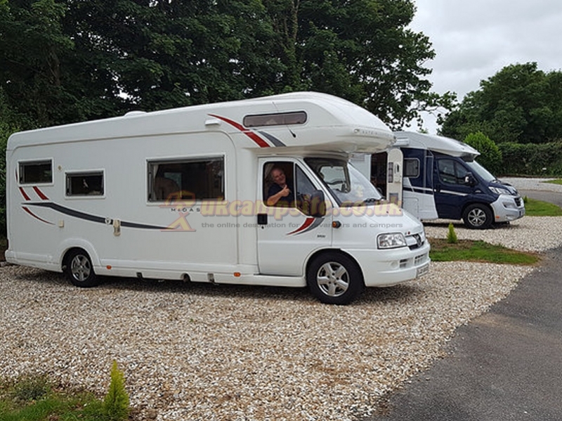 Pine Green Valley Caravan Park