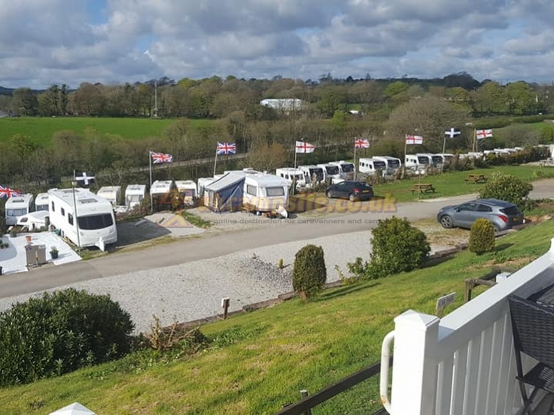 Pine Green Valley Caravan Park