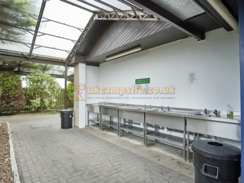 North Ledaig Caravan Site ( C A M C Affiliated)
