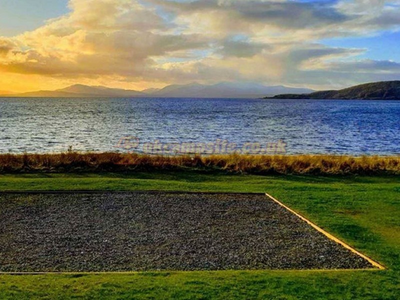 North Ledaig Caravan Site ( C A M C Affiliated)