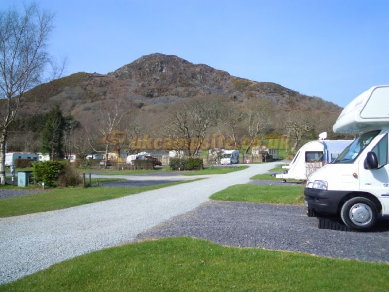 Tyddyn Llwyn Caravan Park And Campsite