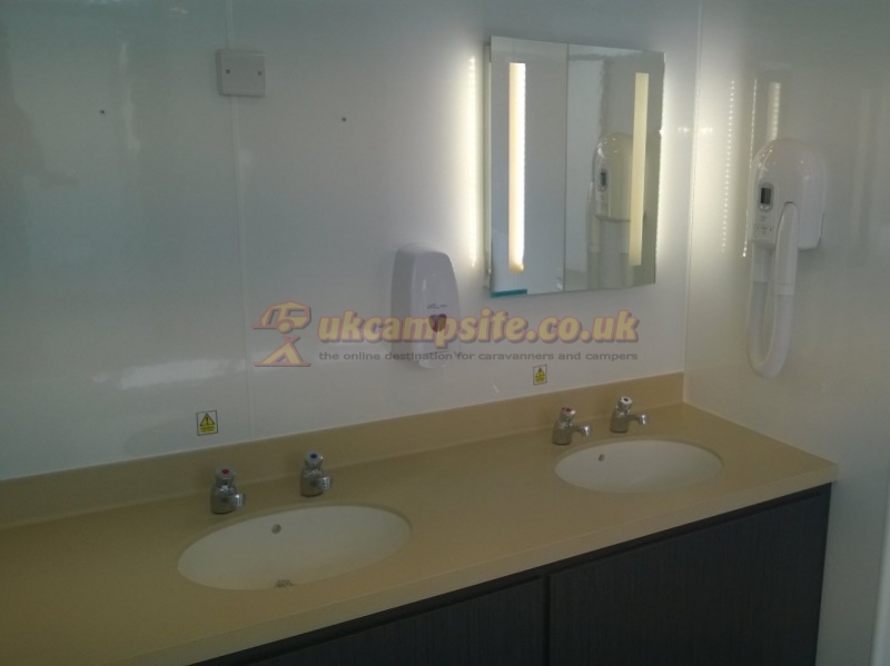 Tantallon Caravan and Camping Park