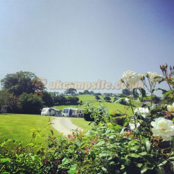 Hunters Hamlet Touring Caravan Park