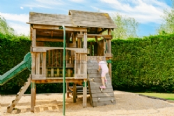 Lincomb Lock Caravan Park