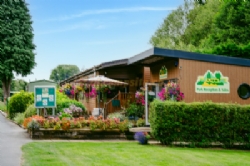Lincomb Lock Caravan Park