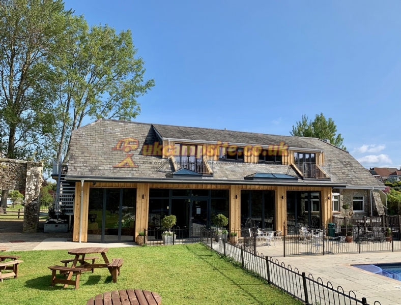 Appuldurcombe Gardens Holiday Park