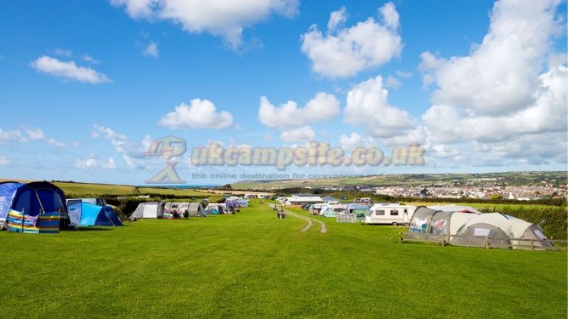 Upper Lynstone Camping And Caravan Park