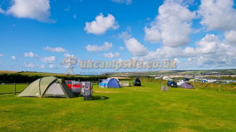 Upper Lynstone Camping And Caravan Park