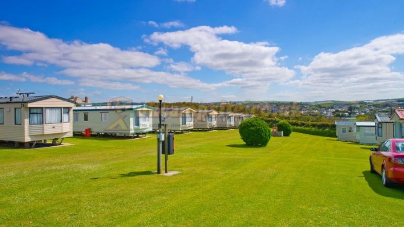 Upper Lynstone Camping And Caravan Park