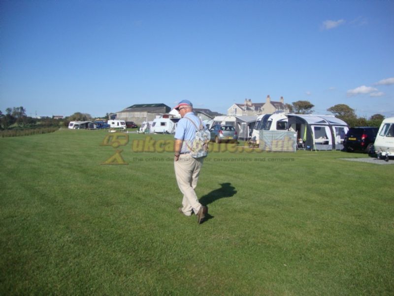 Pen Y Bont Caravan And Campsite