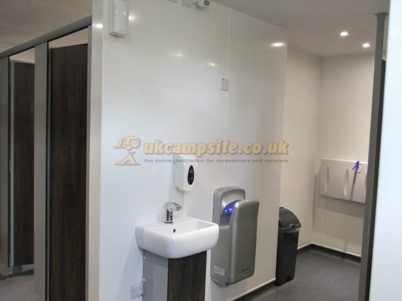 Home Farm Caravan Park