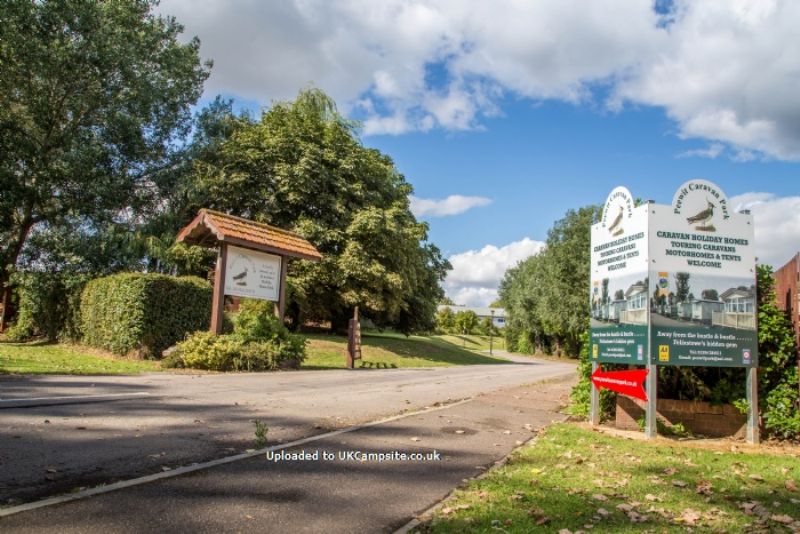 Peewit Caravan Park