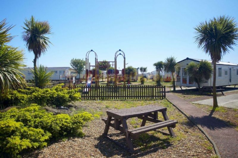 Suffolk Sands Holiday Park (PHolsUK)